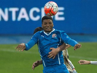 Lyon svladao Dinamo u prvom kolu Lige prvaka