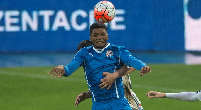 Lyon svladao Dinamo u prvom kolu Lige prvaka