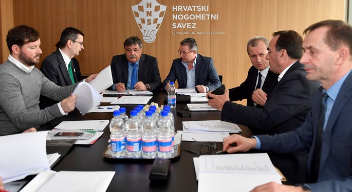 Izvršni odbor pokrenuo reorganizaciju ureda HNS-a