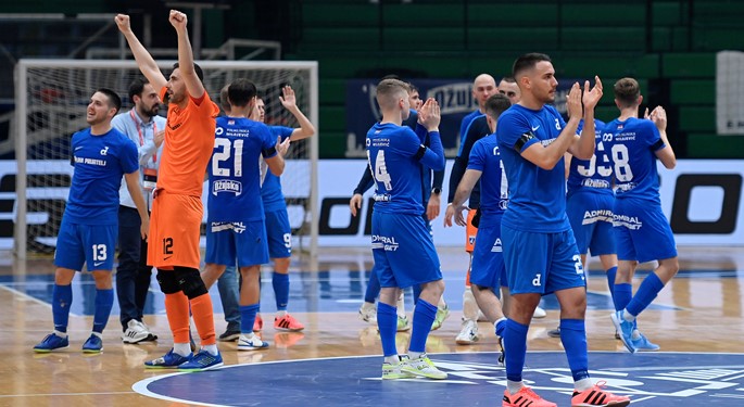 Futsal Dinamo uvjerljiv na startu