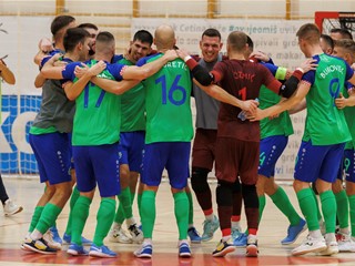 Olmissum slavio, Futsal Dinamo poražen u uzbudljivoj završnici