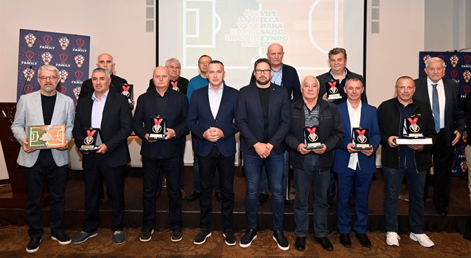 Održana promocija monografije “Četvrt stoljeća veterana Hrvatskog nogometnog saveza”