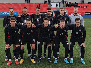 Hrvatska U-19 reprezentacija poražena od Srbije