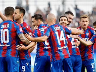Video: Hajduk s igračem više preokrenuo protiv Istre, remi u Koprivnici