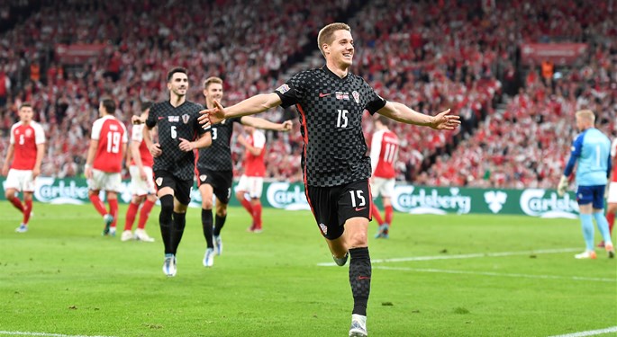 Pašalić provides Croatia's celebration in Denmark