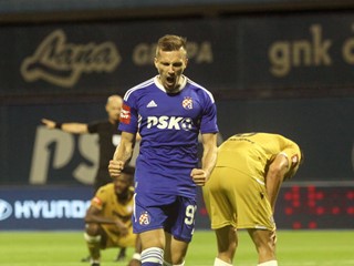 Dinamo u uzbudljivom derbiju bolji od Osijeka, remi Varaždina i Šibenika