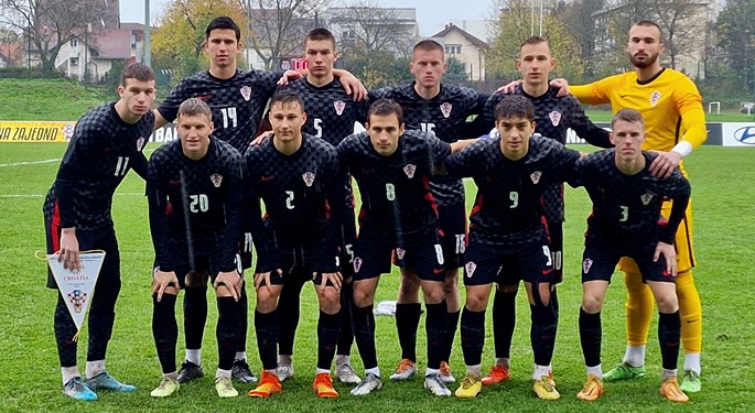 Hrvatska U-19 reprezentacija u Poreču protiv Kine i Latvije