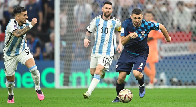 Argentina downs Croatia to reach the World Cup final